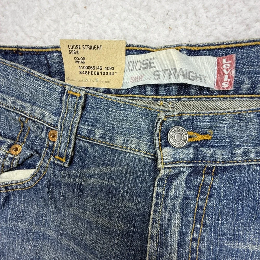 Levis 569 Loose Straight Fit Denim Blue Jeans Mens 32x30 NWT